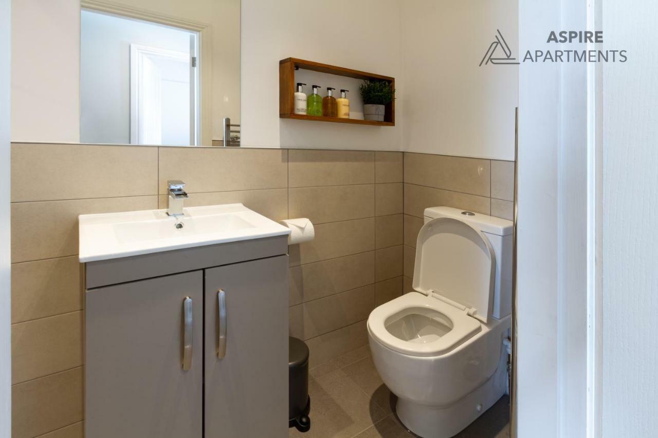 Elmire House Hotel Нюкасъл ъпон Тайн Екстериор снимка